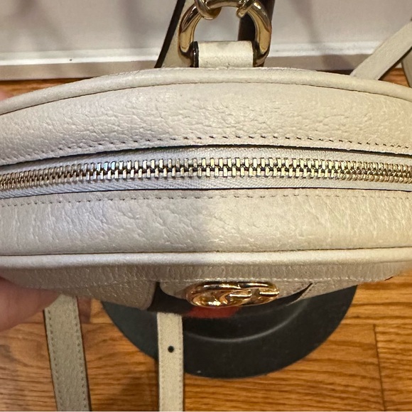 Gucci Textured Calfskin Web Mini
Ophidia Round Backpack EUC - Picture 4 of 14